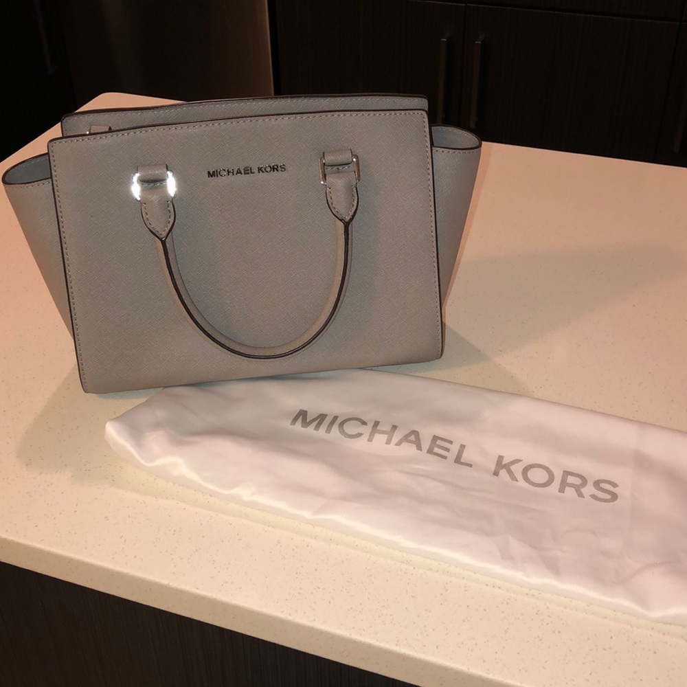Michael Kors Medium Saffiano Bag